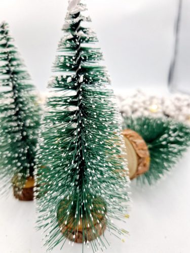 Karácsonyi fenyő zöld 15cm