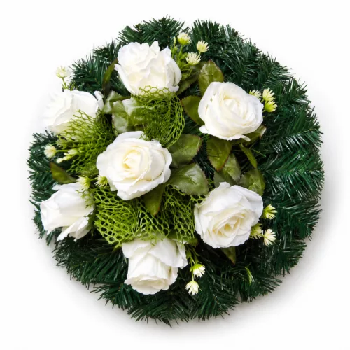 Temetési koszorú, fehér selyemvirágos – 35 cm (7 virág)
