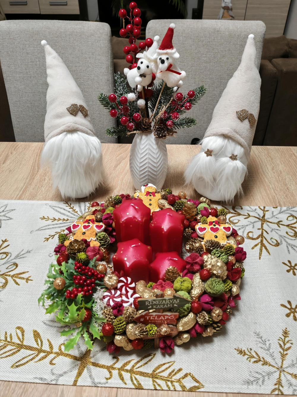   Téli dekoráció - Karácsonyi Mézeskalácsos DIY Ajtókoszorú - Csinál Magad Csomag
