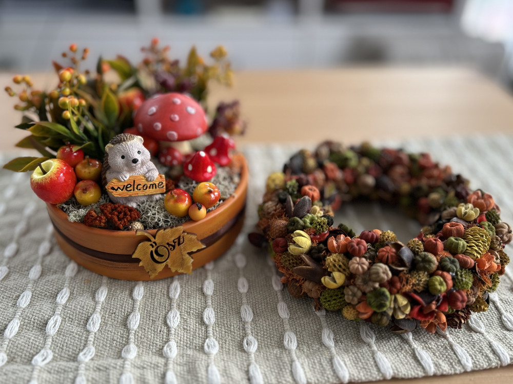   Őszi Süni Páros – DIY Csináld Magad Ajtó- és Asztaldísz Szett
