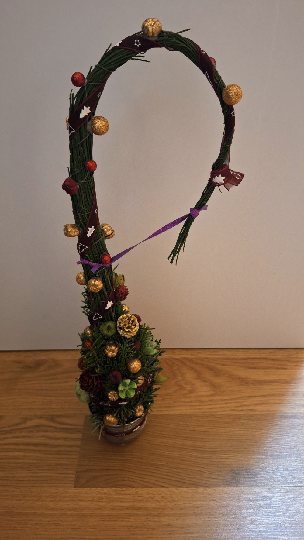   Mini Asztali Grincsfácska DIY Csomag – Piros vagy Fehér színben (35 cm)
